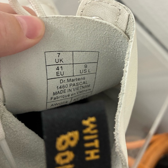 Dr. Martens 1460 PASCAL Boots - Picture 11 of 12